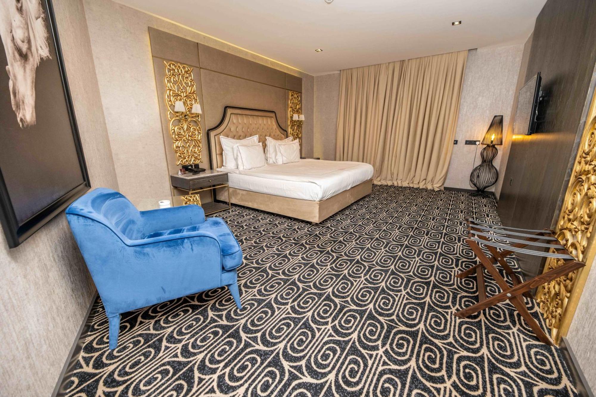 Grand Opera Hotel & Casino & Spa Kyrenia  Ngoại thất bức ảnh