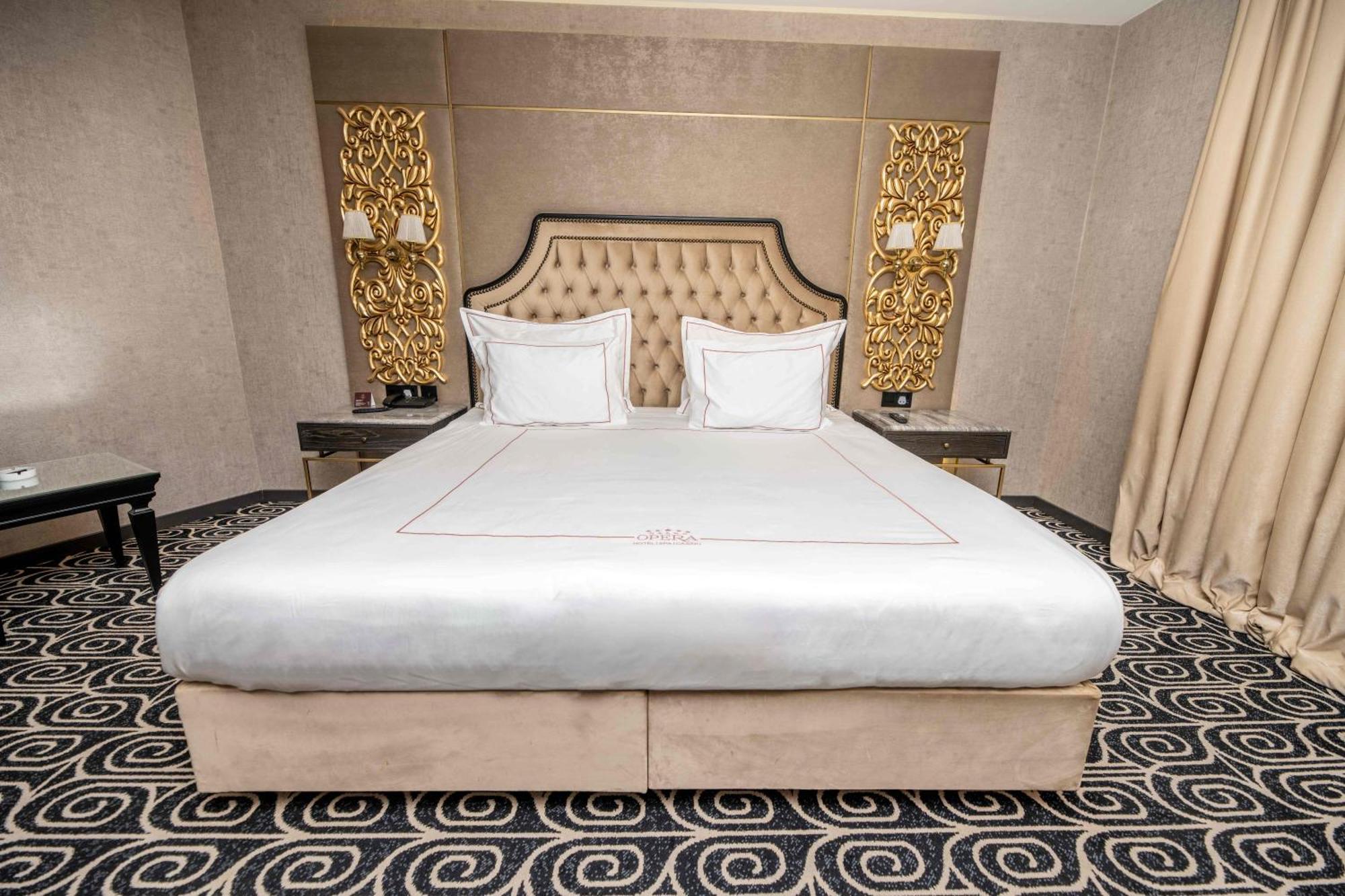 Grand Opera Hotel & Casino & Spa Kyrenia  Ngoại thất bức ảnh